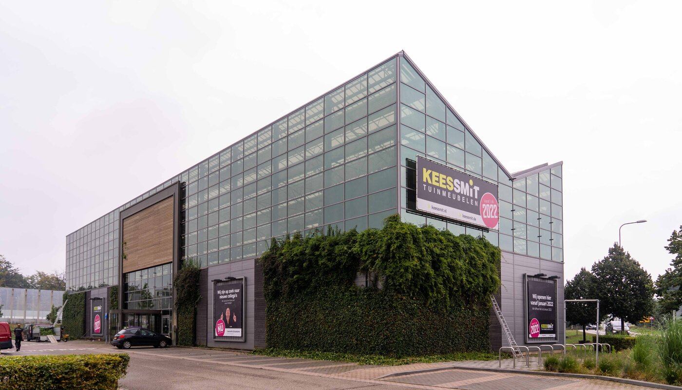 Neubau Venlo Kees Smit Gartenmöbel